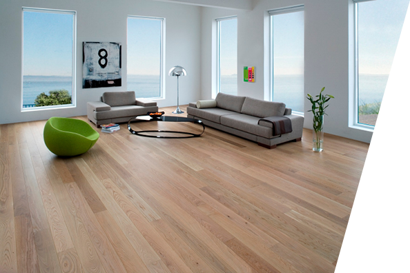 Instalador de parquet moderno en Estepona